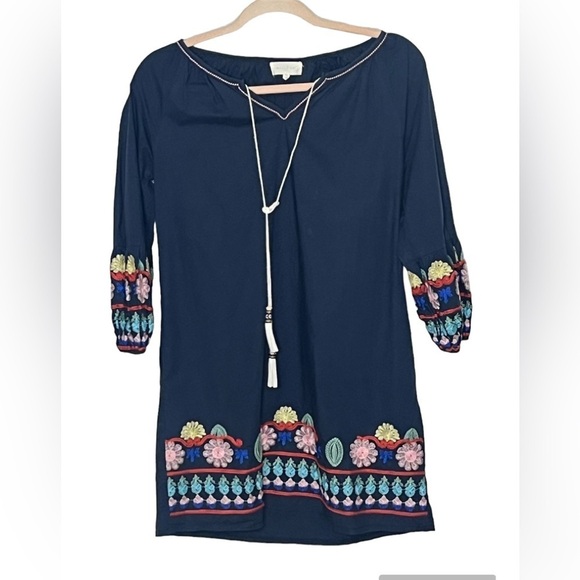 Mello Day Embroidered Sleeve Ends Top Sz Oversized XS Dress - Picture 1 of 11